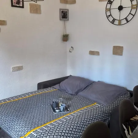 Apartment Coquet A La Campagne Citadine